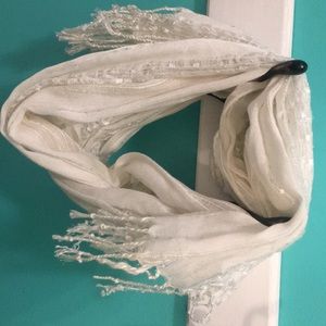 white thin scarf